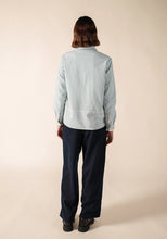Charger l'image dans la galerie, St-James - Blouse - Blanc/Celeste - Nadege

