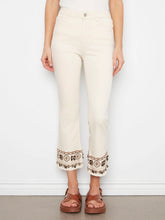 Charger l'image dans la galerie, Charlie B - Jeans - Naturel - C5739-677B
