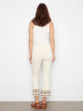 Charger l'image dans la galerie, Charlie B - Jeans - Naturel - C5739-677B
