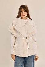 Charger l'image dans la galerie, Molly Bracken - Veste Fourrure - Écru - HA109BEH
